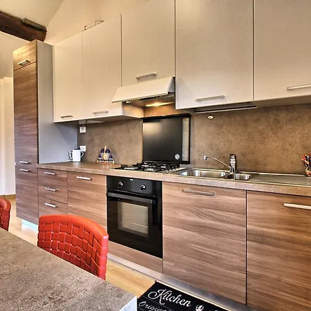 Porta Torre Apartment