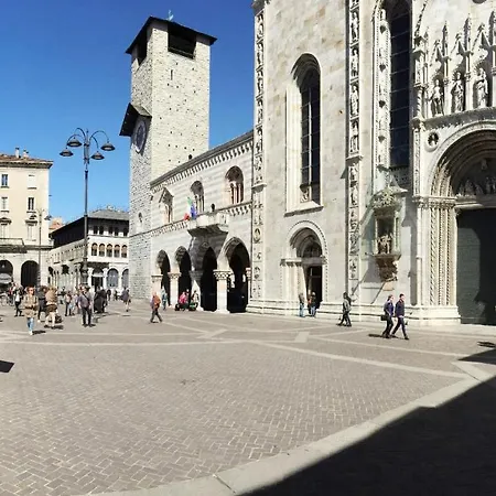 Porta Torre Apartment Como
